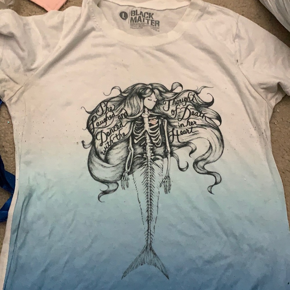 HotTopic mermaid shirt